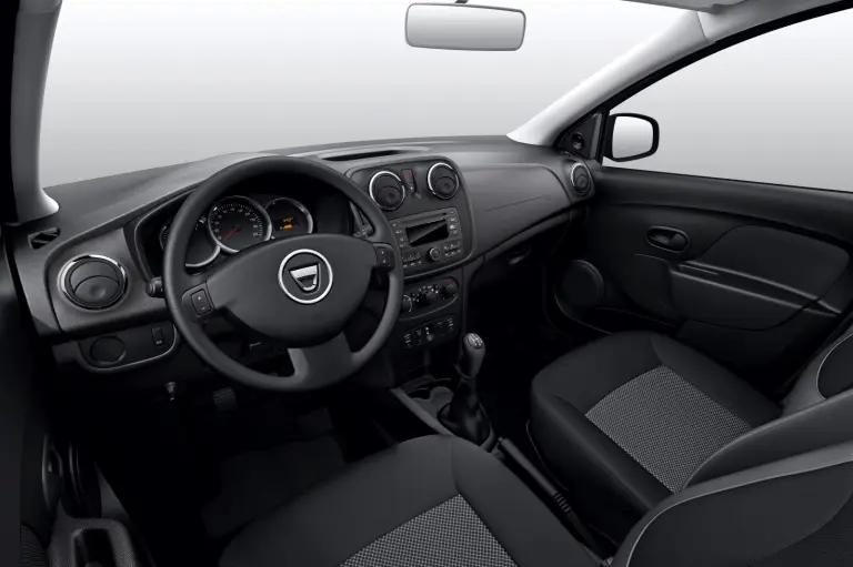 Dacia Duster Steel e Sandero Music - 7