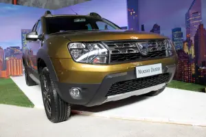 Dacia Duster URBAN EXPLORER - Presentazione a Milano 02-11-2015 - 1