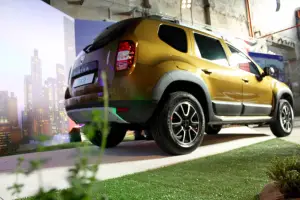 Dacia Duster URBAN EXPLORER - Presentazione a Milano 02-11-2015