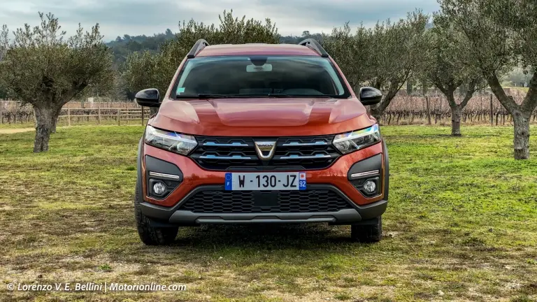 Dacia Jogger - Primo contatto - 10