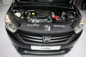 Dacia Lodgy Foto Live - Salone di Ginevra 2012 - 1
