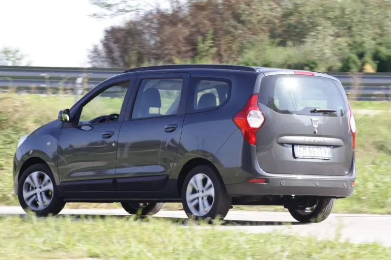 Dacia Lodgy - Prova su strada  - 48