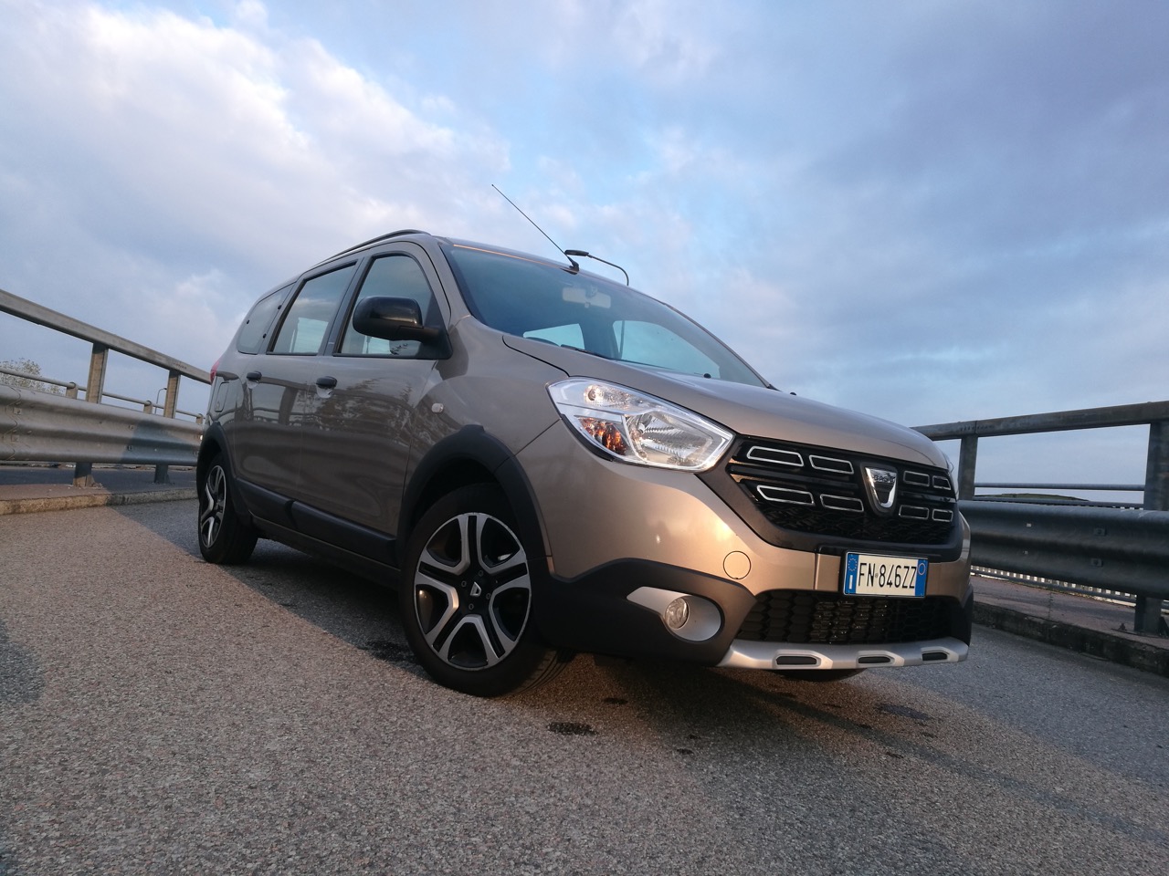 Dacia Lodgy Serie Speciale WOW GPL