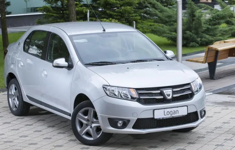 Dacia Logan 10th Anniversary Edition - 4