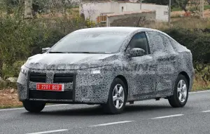 Dacia Logan 2021 - Foto spia 11-02-2020