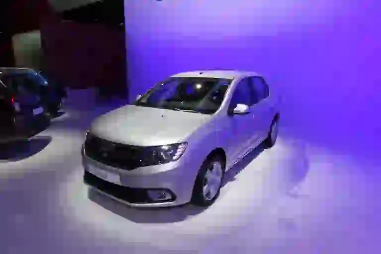 Dacia Logan Berlina FL - Salone di Parigi 2016 - 2