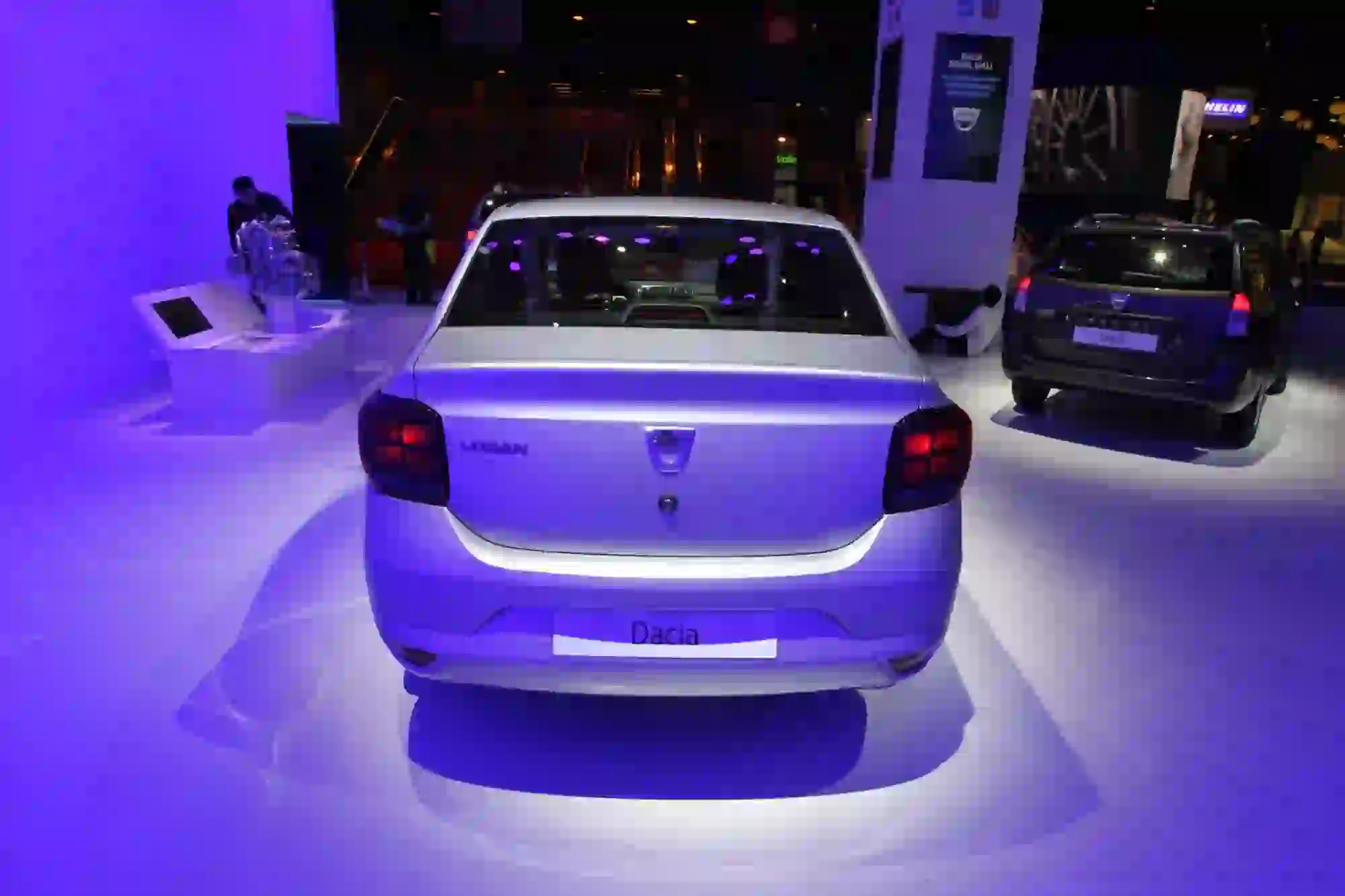 Dacia Logan Berlina FL - Salone di Parigi 2016 - 5