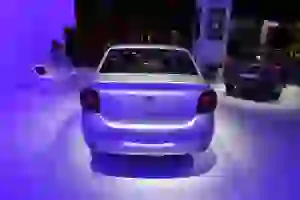 Dacia Logan Berlina FL - Salone di Parigi 2016