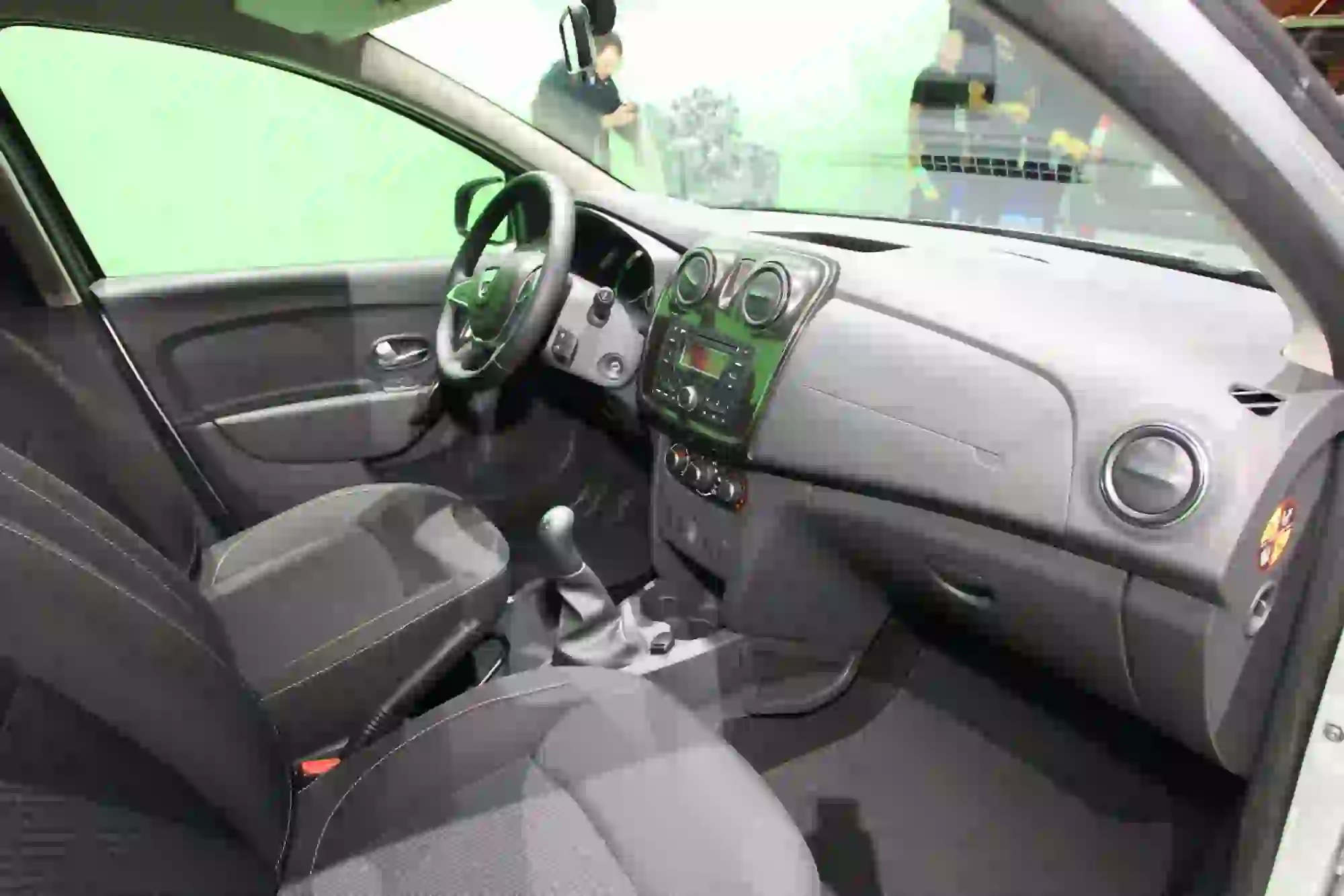 Dacia Logan Berlina FL - Salone di Parigi 2016 - 8