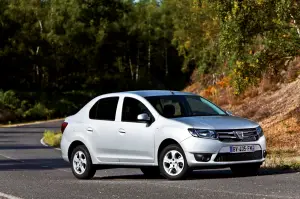 Dacia Logan e Dacia Sandero - Salone di Parigi 2012