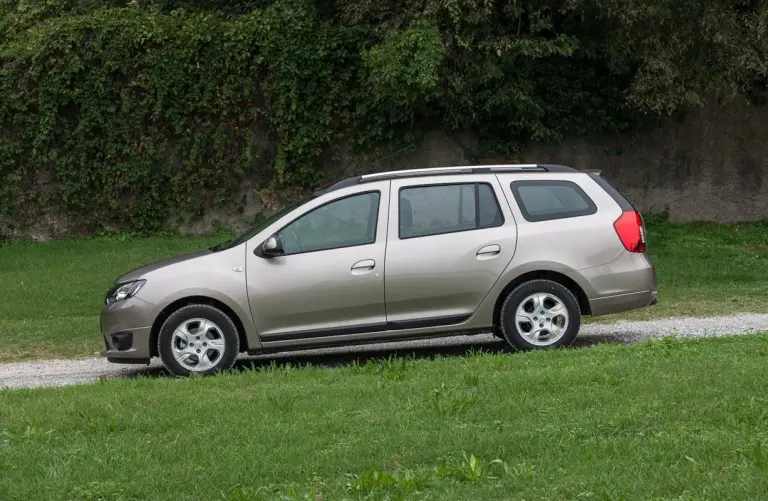 Dacia Logan MCV 2013 - Foto ufficiali - 10