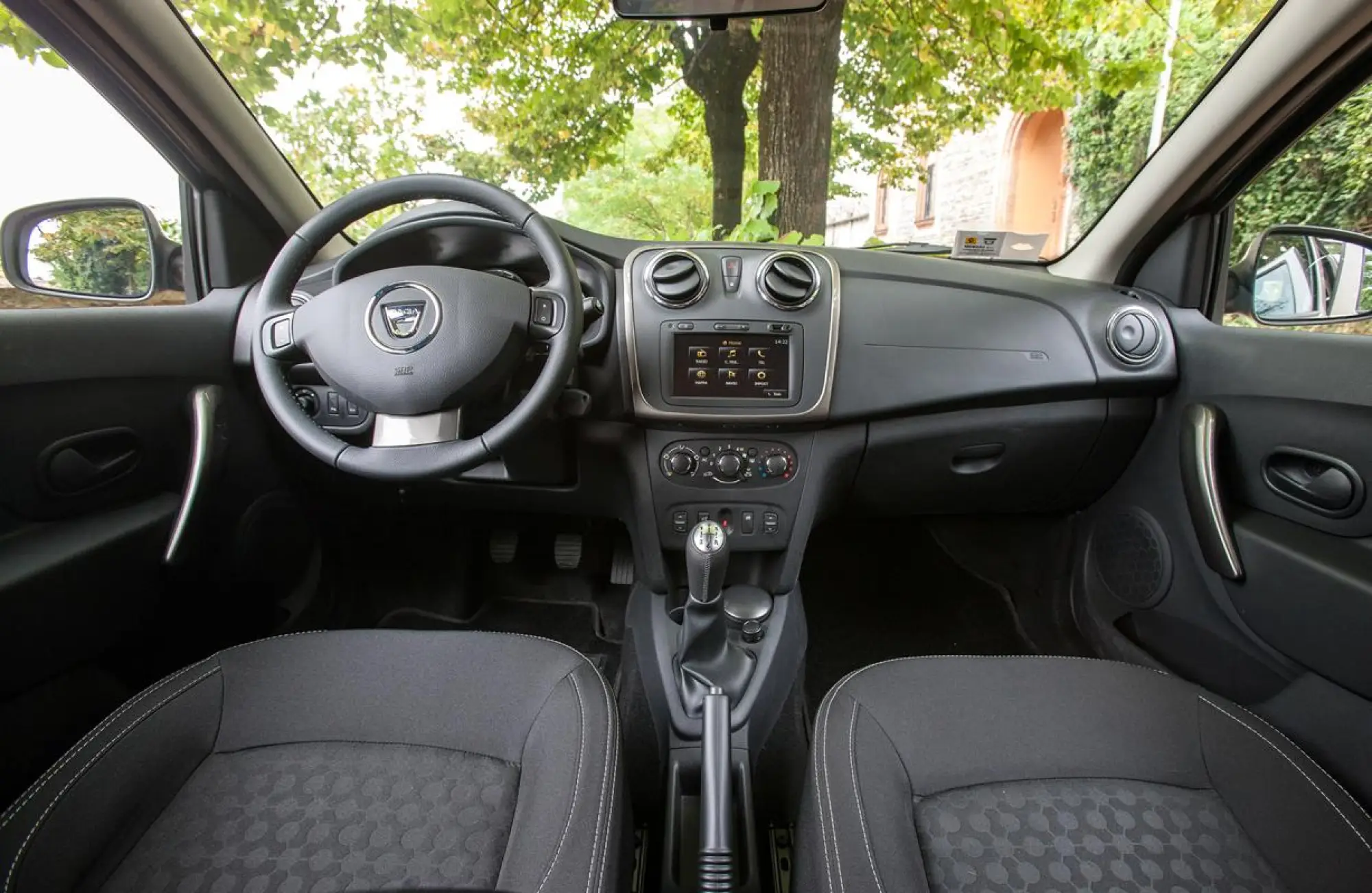 Dacia Logan MCV 2013 - Foto ufficiali - 2