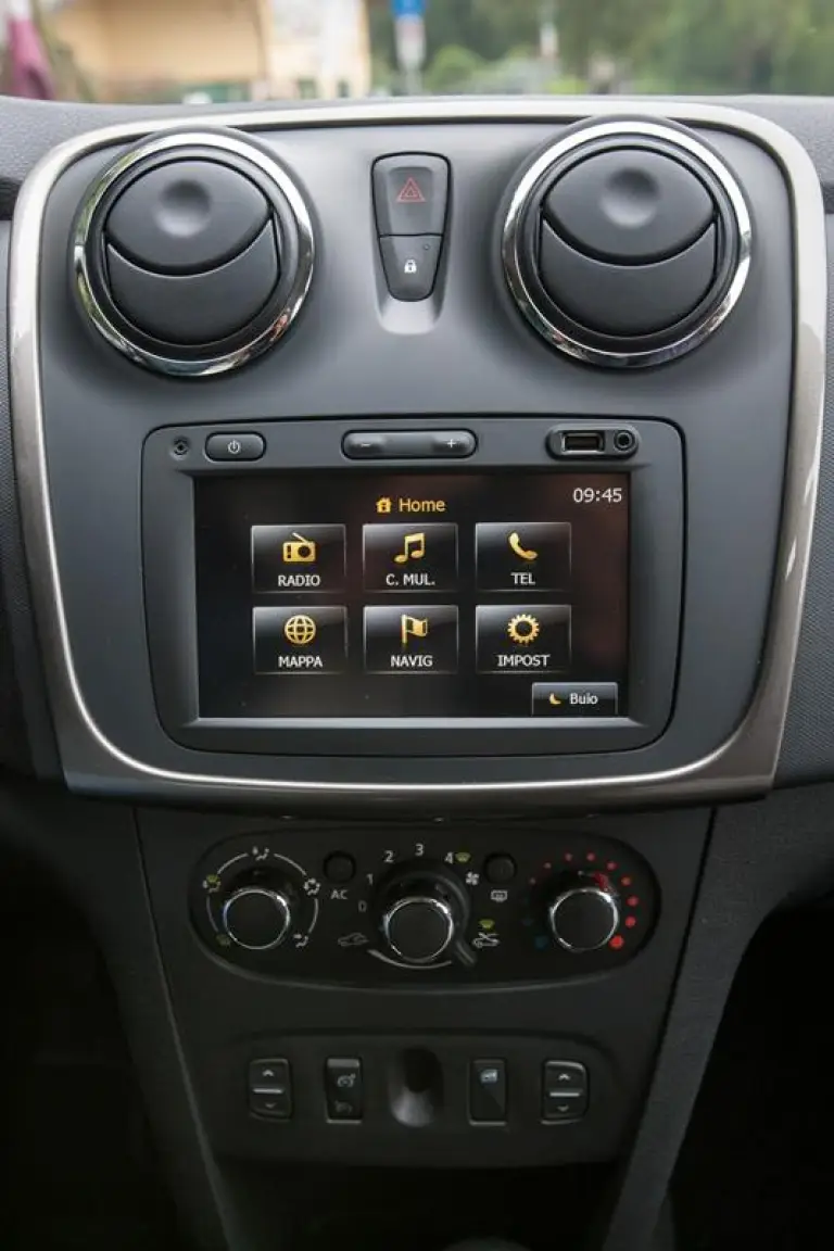 Dacia Logan MCV 2013 - Foto ufficiali - 28