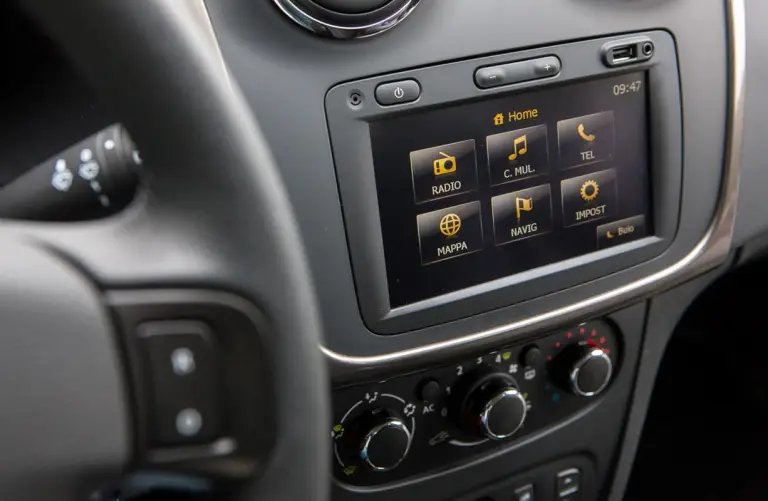 Dacia Logan MCV 2013 - Foto ufficiali - 29