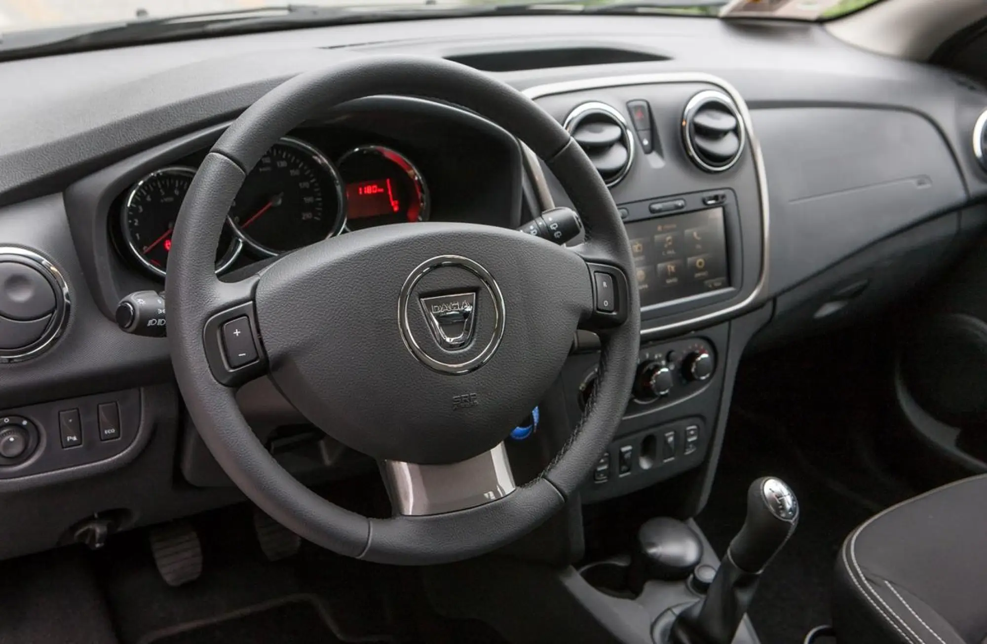 Dacia Logan MCV 2013 - Foto ufficiali - 31