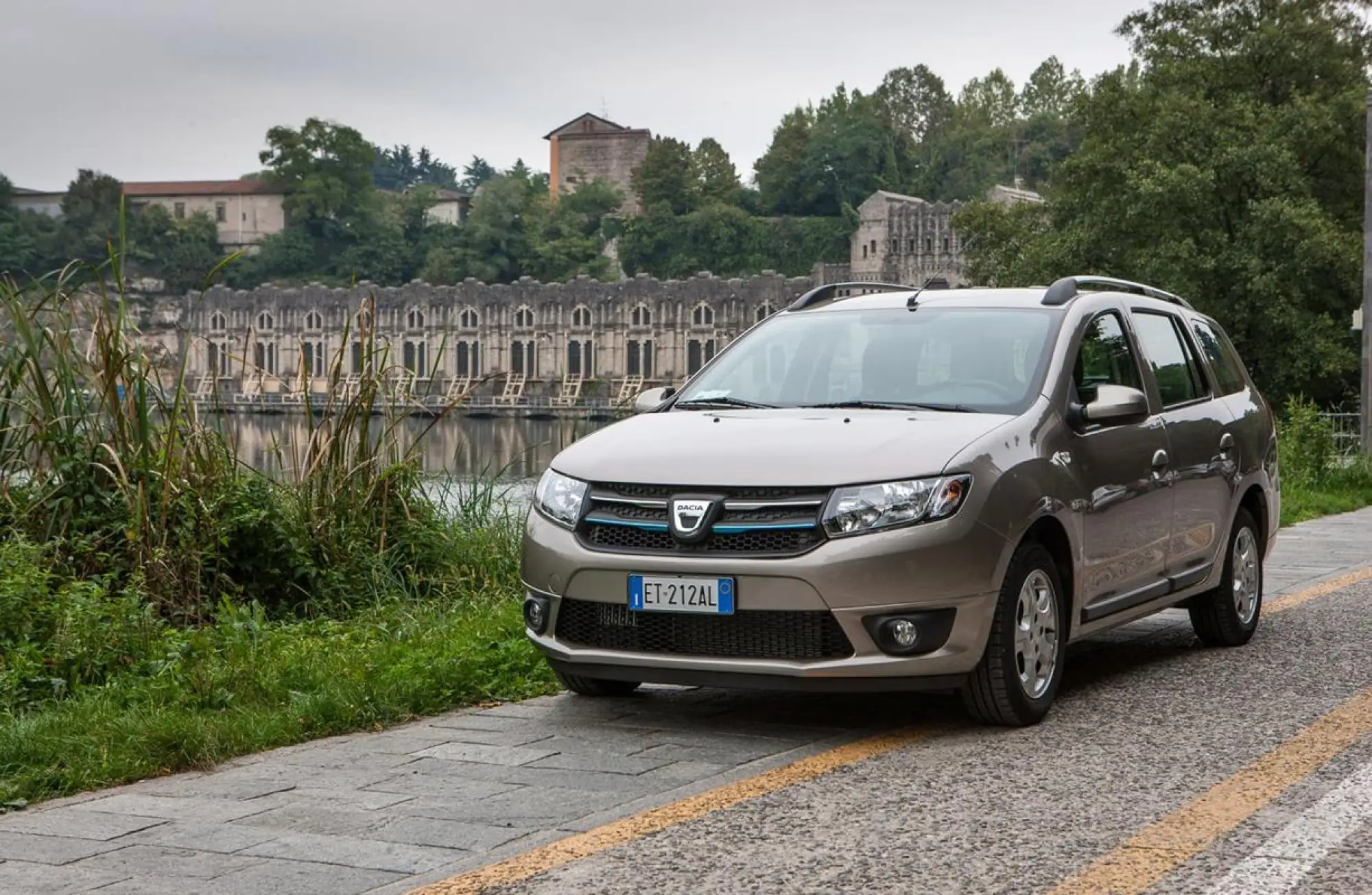 Dacia Logan MCV 2013 - Foto ufficiali - 1