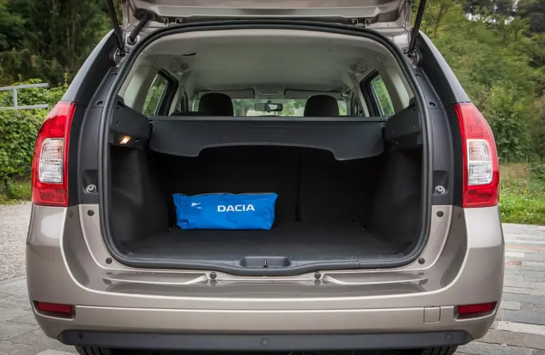Dacia Logan MCV 2013 - Foto ufficiali - 45