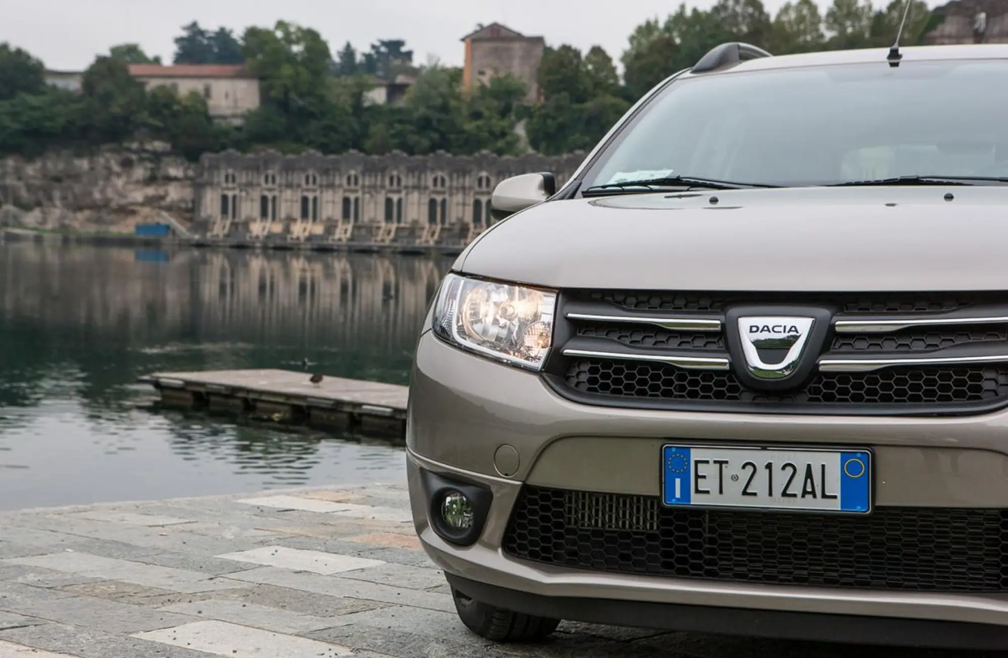 Dacia Logan MCV 2013 - Foto ufficiali - 46