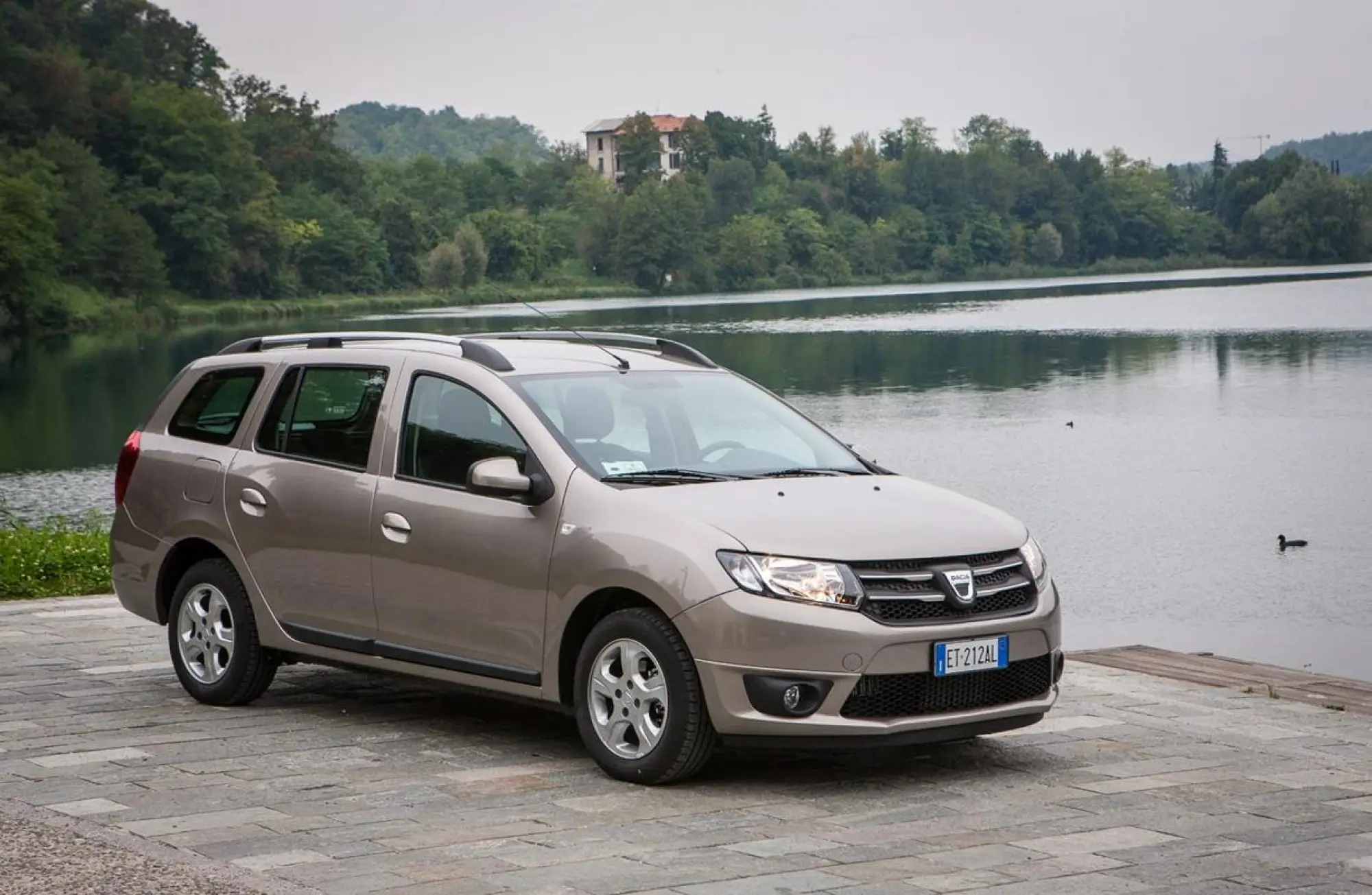 Dacia Logan MCV 2013 - Foto ufficiali - 57