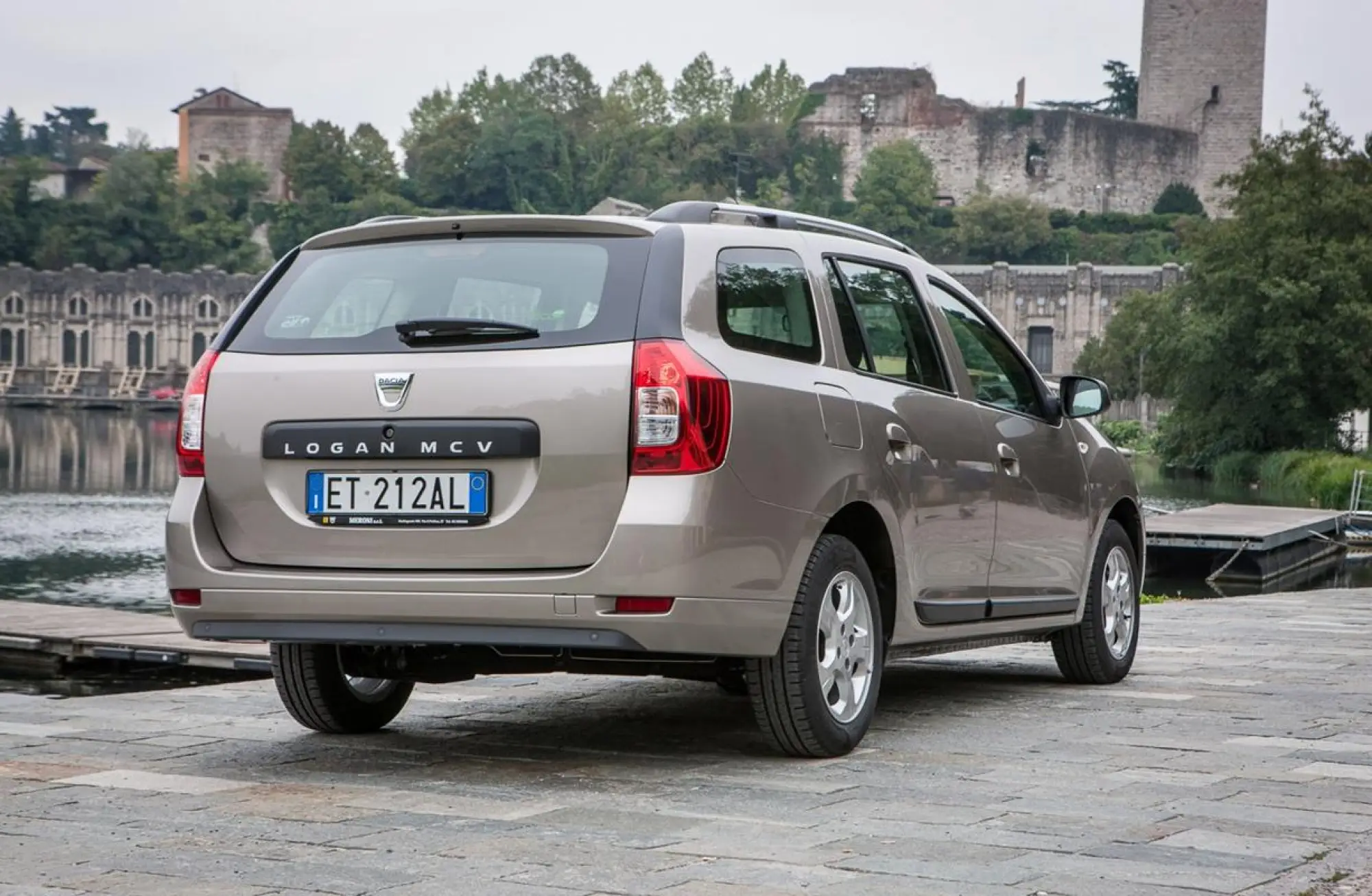 Dacia Logan MCV 2013 - Foto ufficiali - 60
