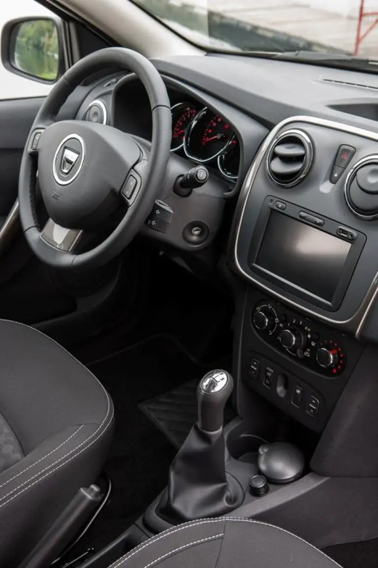 Dacia Logan MCV 2013 - Foto ufficiali - 66