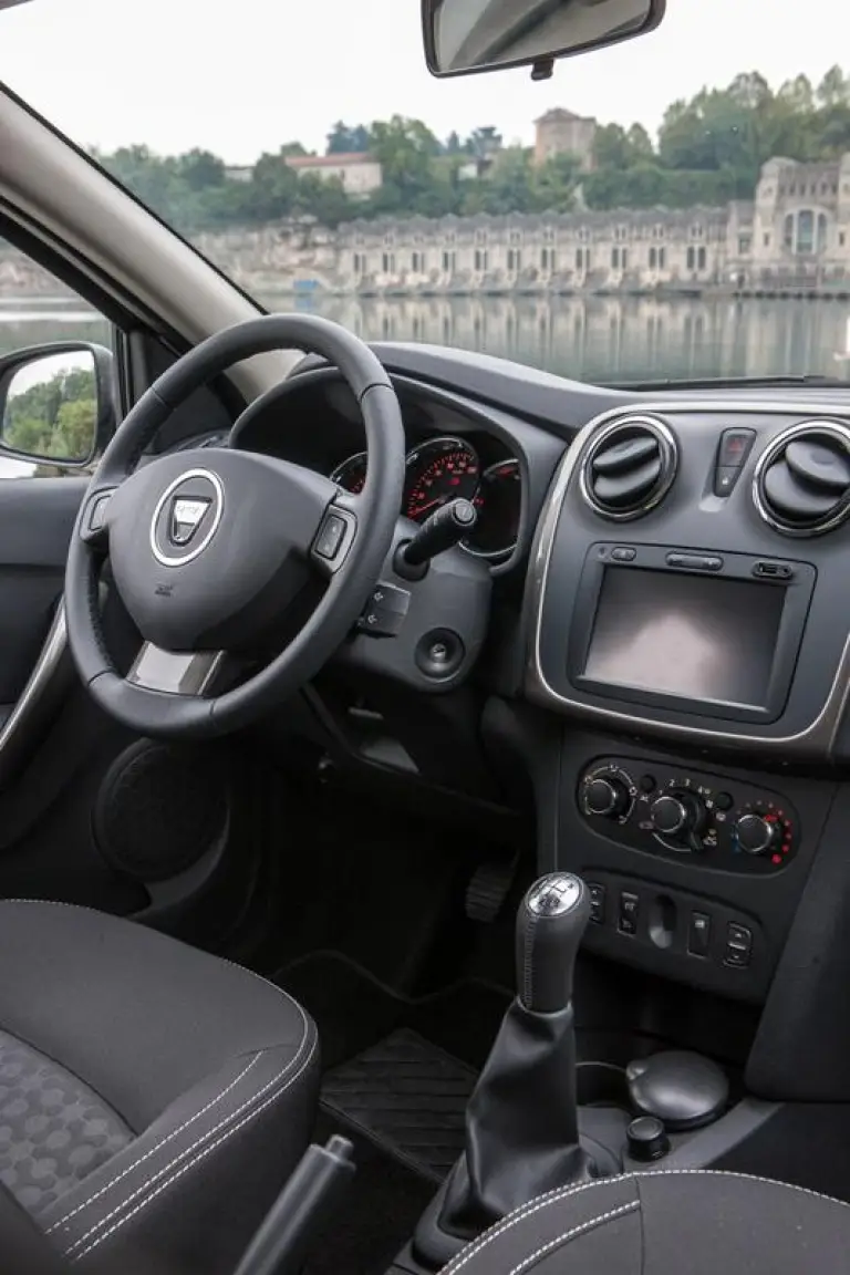 Dacia Logan MCV 2013 - Foto ufficiali - 69