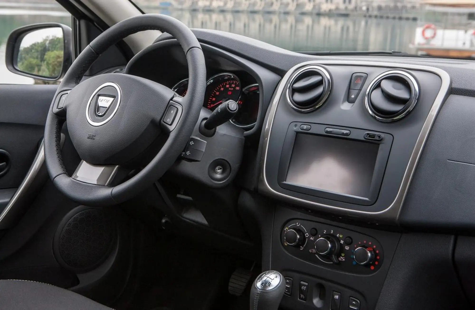 Dacia Logan MCV 2013 - Foto ufficiali - 70