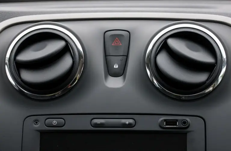 Dacia Logan MCV 2013 - Foto ufficiali - 73