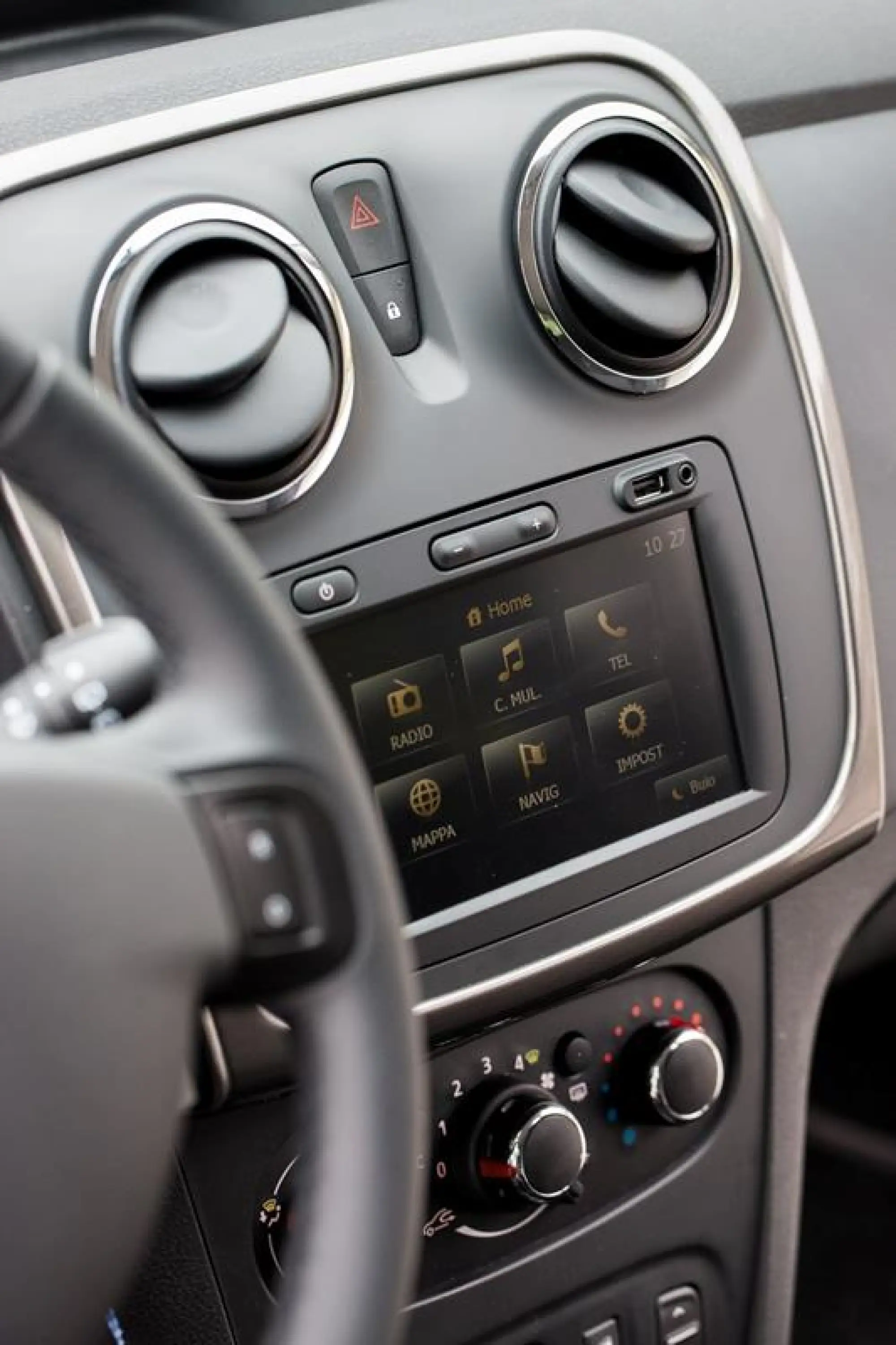Dacia Logan MCV 2013 - Foto ufficiali - 77