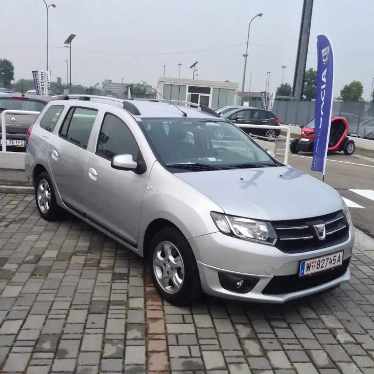 Dacia Logan MCV - Primo contatto - 22