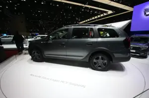 Dacia Logan MCV Stepway - Salone di Ginevra 2017