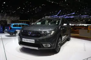 Dacia Logan MCV Stepway - Salone di Ginevra 2017