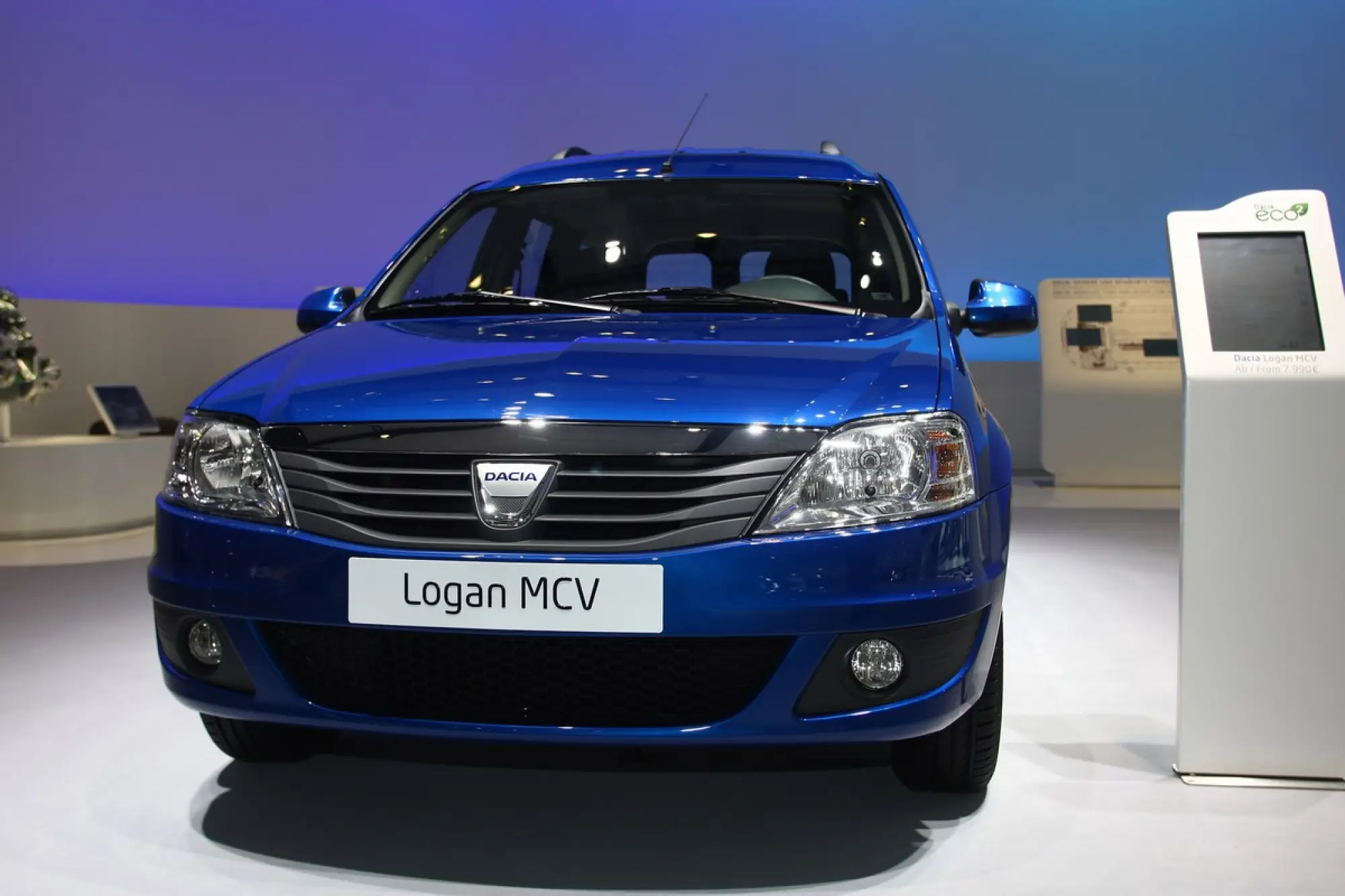 Dacia Logan - Salone di Francoforte 2011 - 5
