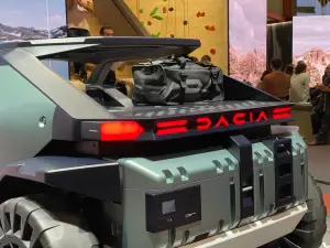 Dacia Manifesto Concept - Salone di Parigi 2022 - 8
