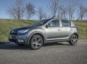 Dacia Sandero Stepway Brave GPL - Prova su strada 2018