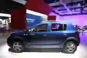 Dacia Sandero Stepway FL - Salone di Parigi 2016 - 6