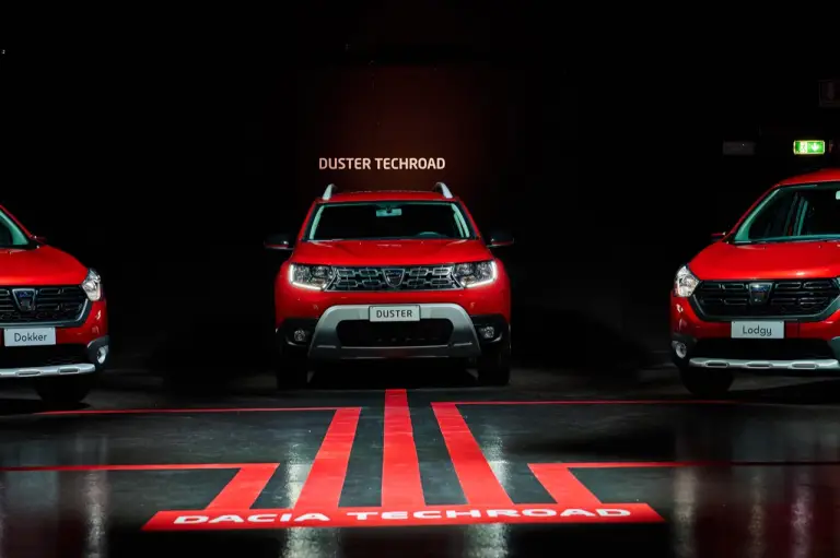 Dacia serie speciale Techroad - presentazione - 10