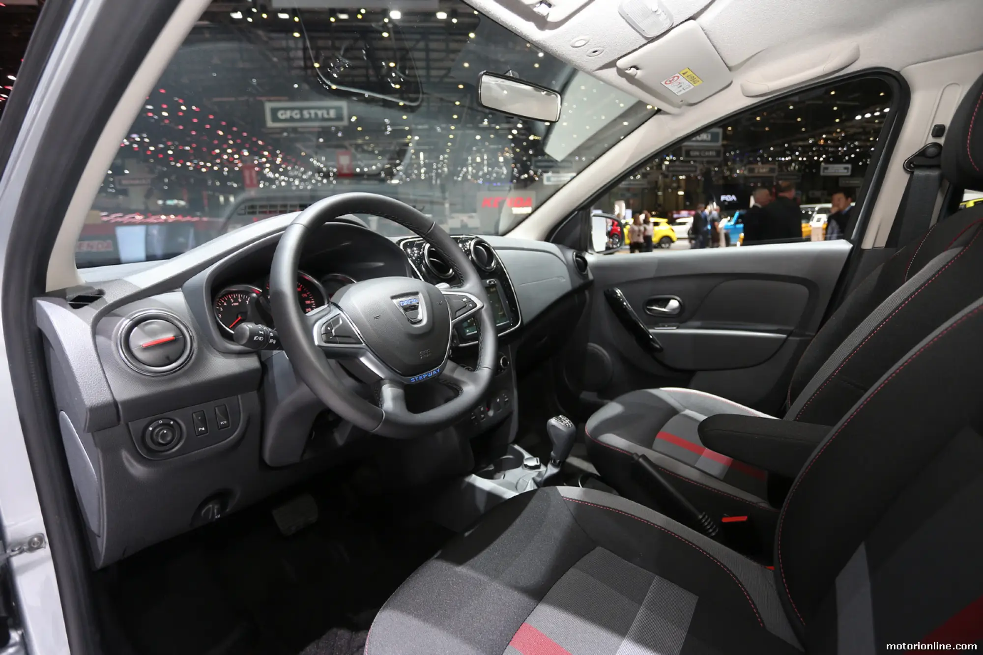 Dacia serie speciale Techroad - Salone di Ginevra 2019 - 1