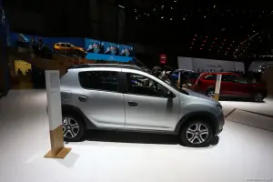 Dacia serie speciale Techroad - Salone di Ginevra 2019