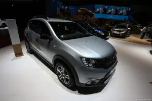 Dacia serie speciale Techroad - Salone di Ginevra 2019