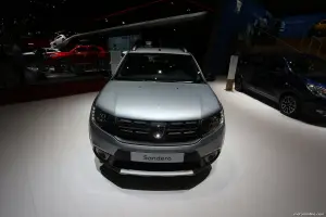 Dacia serie speciale Techroad - Salone di Ginevra 2019