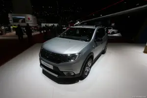 Dacia serie speciale Techroad - Salone di Ginevra 2019 - 6