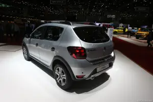 Dacia serie speciale Techroad - Salone di Ginevra 2019