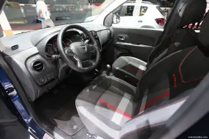 Dacia serie speciale Techroad - Salone di Ginevra 2019