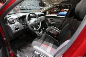 Dacia serie speciale Techroad - Salone di Ginevra 2019