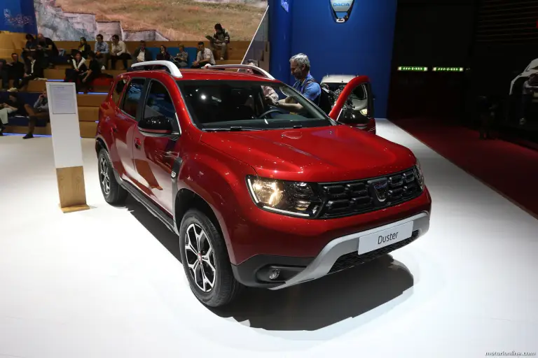 Dacia serie speciale Techroad - Salone di Ginevra 2019 - 29