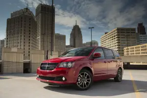 Dodge Blacktop Package - 2013 - 17