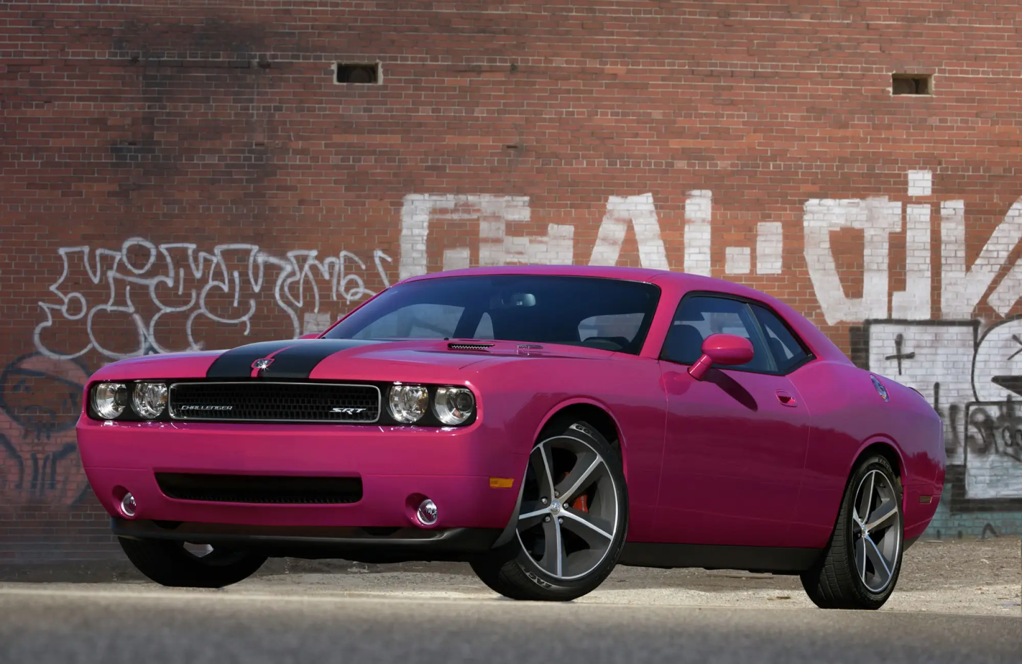 Dodge Challenger Furious Fuchsia - 2