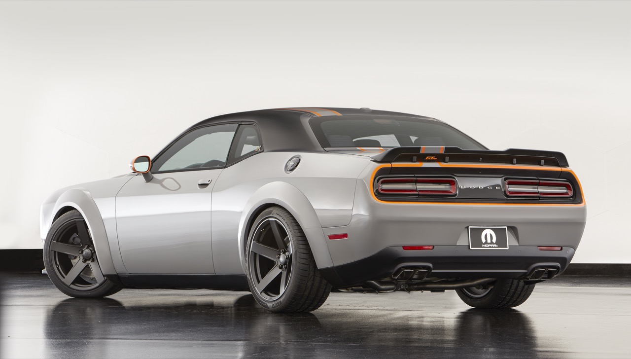 Dodge Challenger GT AWD Concept al SEMA 2015