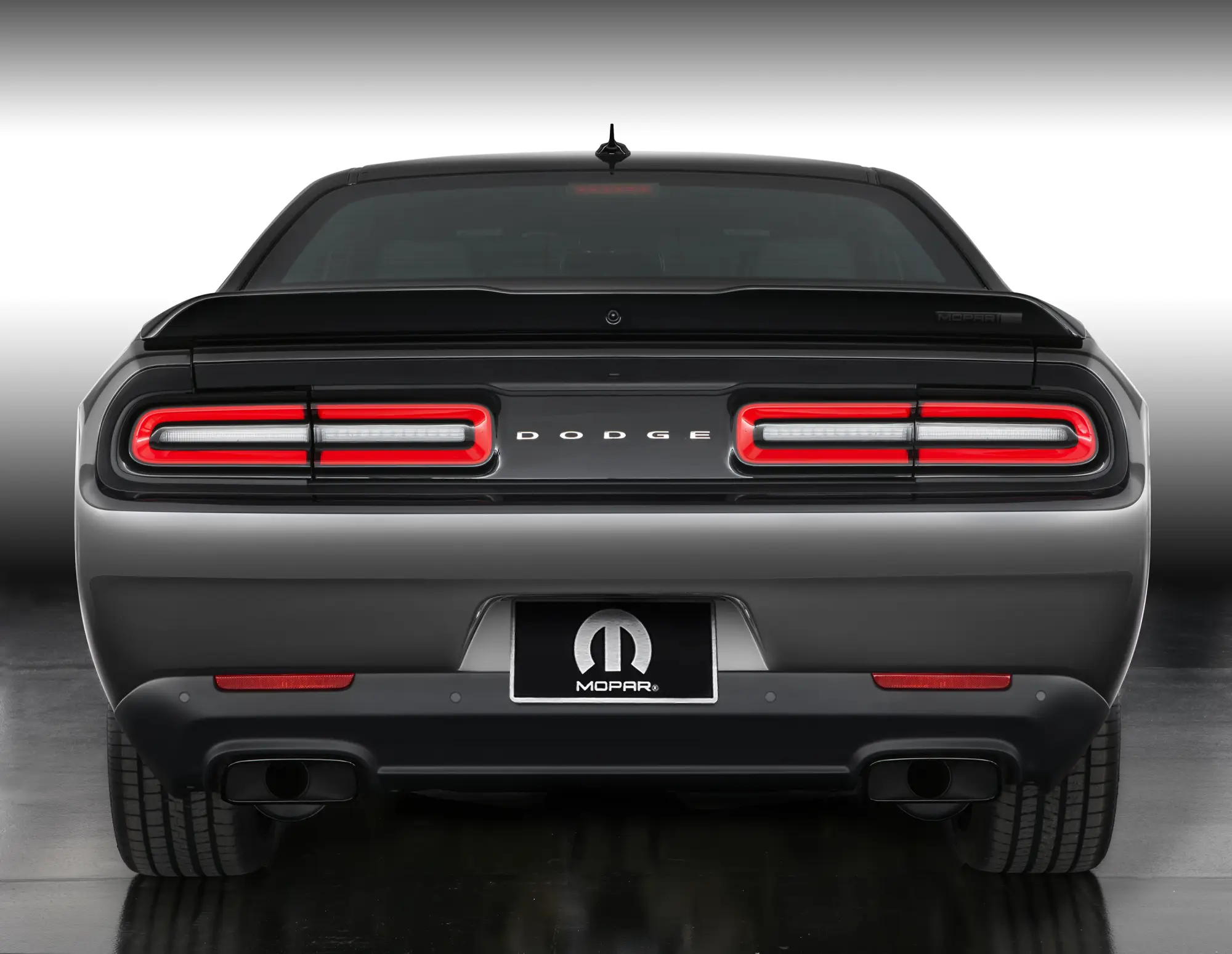 Dodge Challenger Mopar '17 - 5